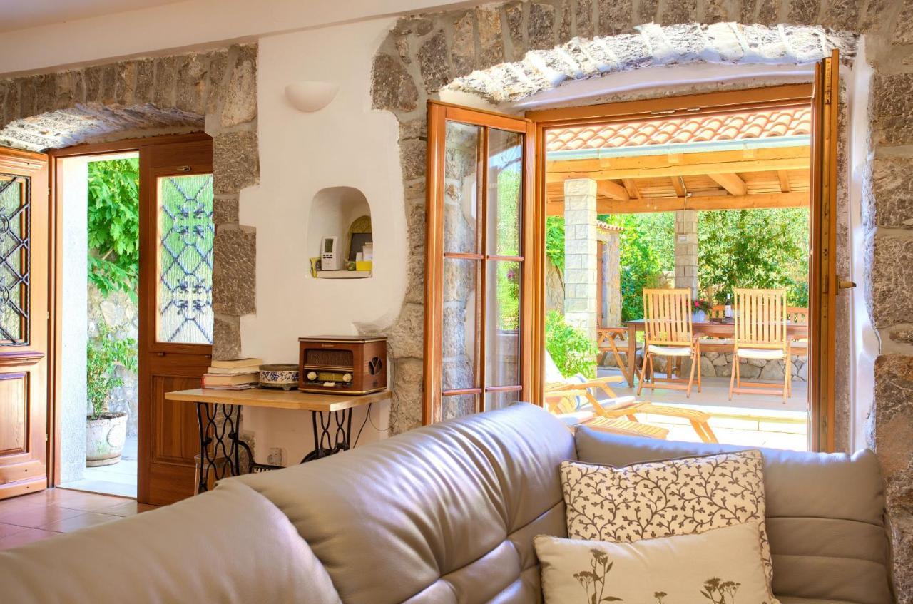 Holiday Home Lavanda Kornić Kültér fotó