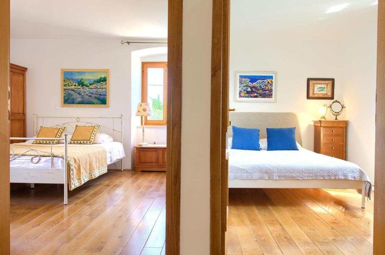 Holiday Home Lavanda Kornić Kültér fotó